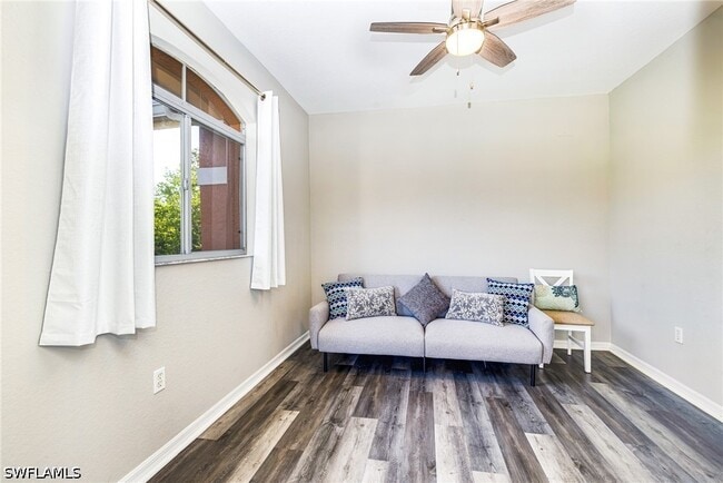 Building Photo - 6361 Aragon Way