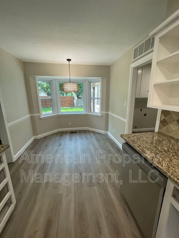 Building Photo - 7526 E 55th Pl