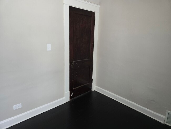 Building Photo - SECTION 8 and EDEN Accepted! Newly Renovated 3BR Home Now Available in Cleveland!!