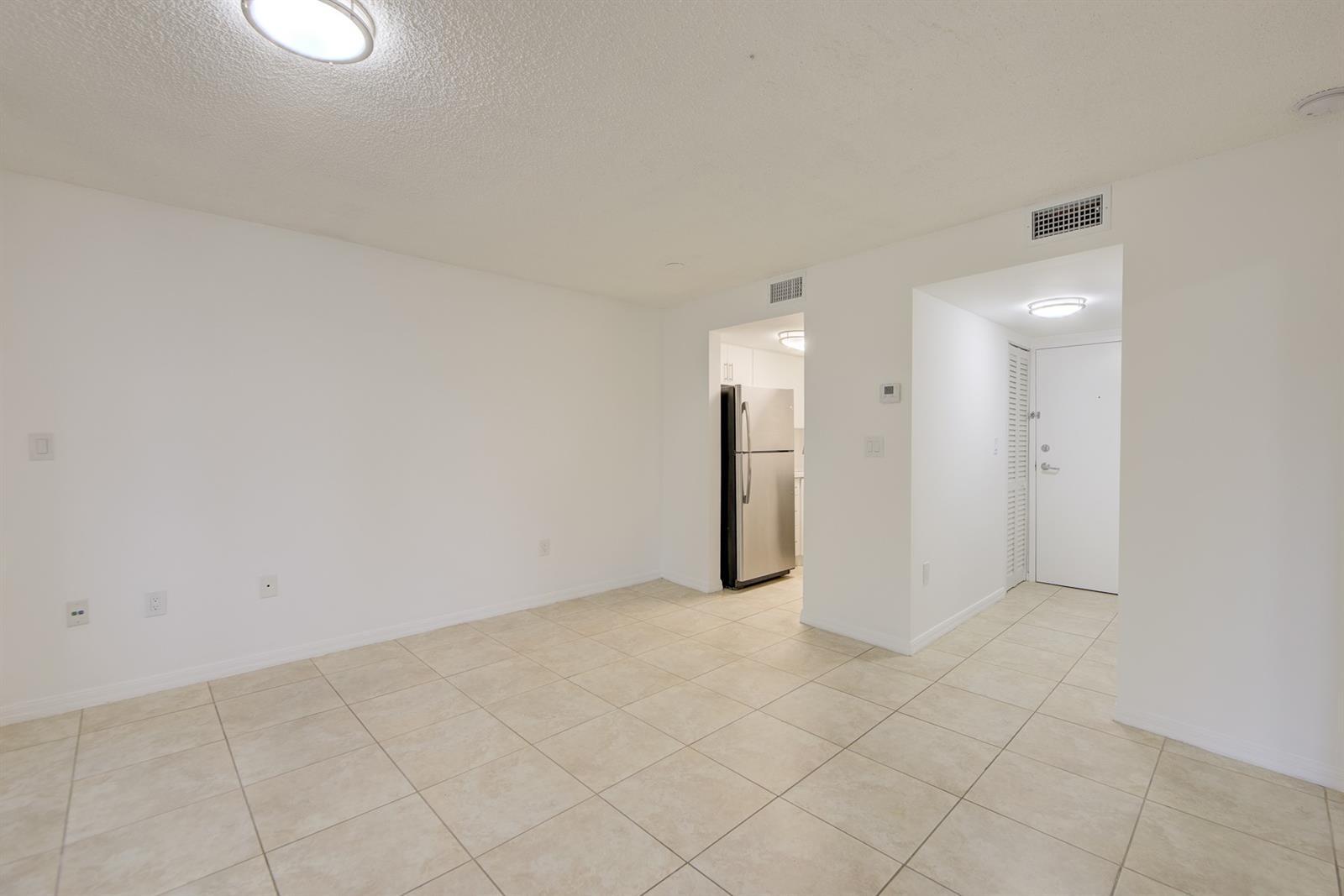 Building Photo - 2100 Brickell Ave