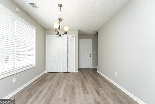 Building Photo - 519 Shenandoah Ln