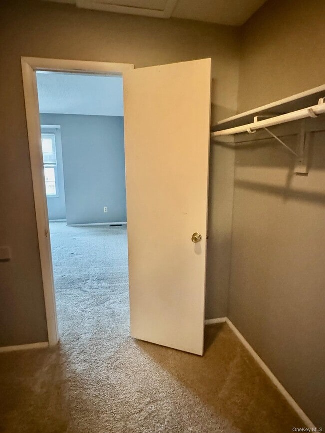 Building Photo - 3917 Whispering Hills Dr