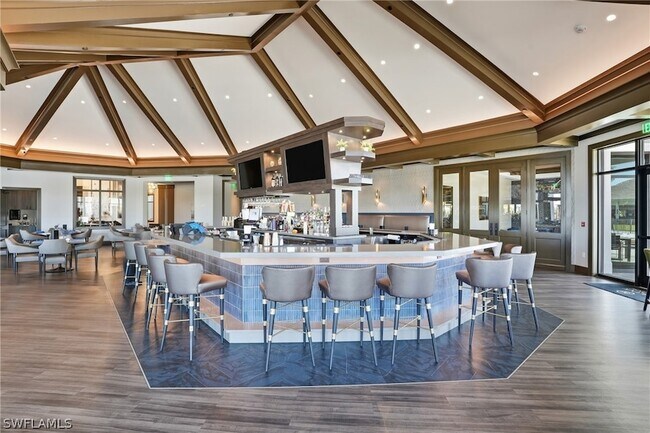 Building Photo - 15940 Grassland Ln