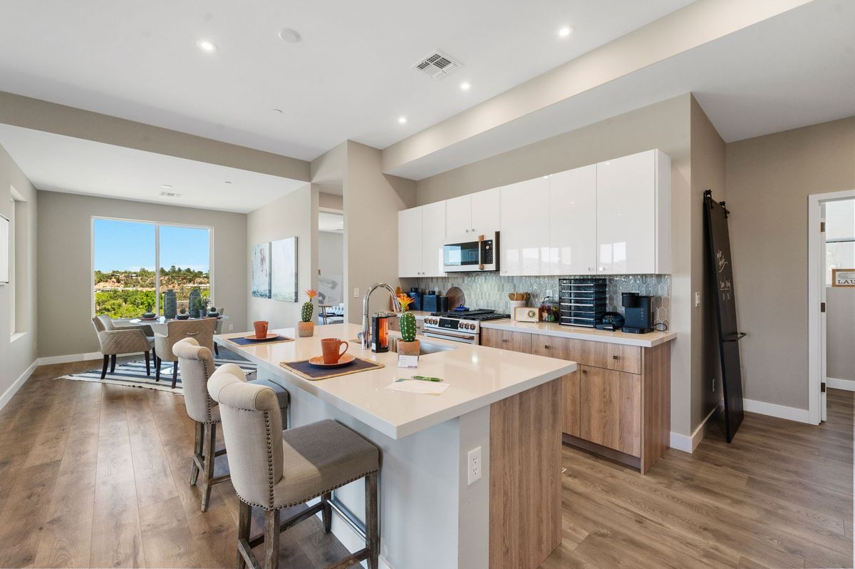 Building Photo - 1340 Rockwood Dr