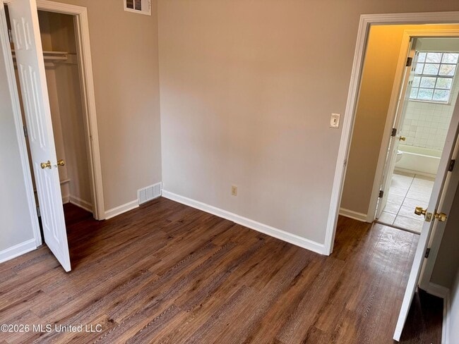 Building Photo - 1767 Northfield Dr