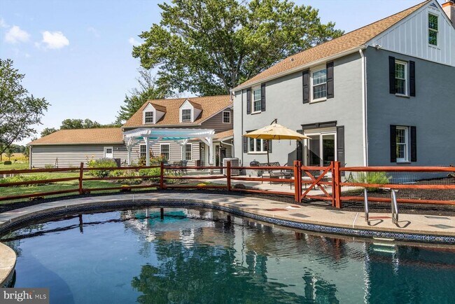 Building Photo - 4981 New Rd