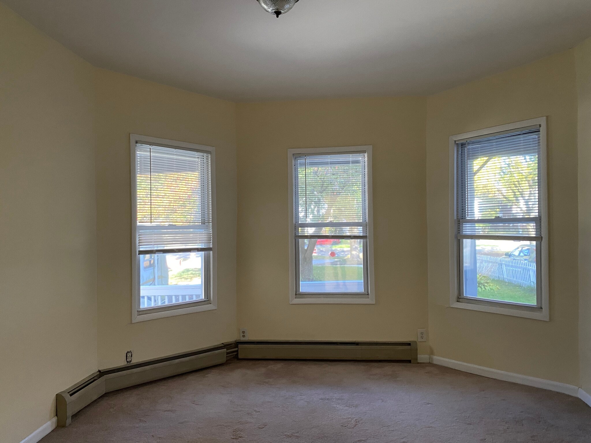 Building Photo - 105 Manning Blvd