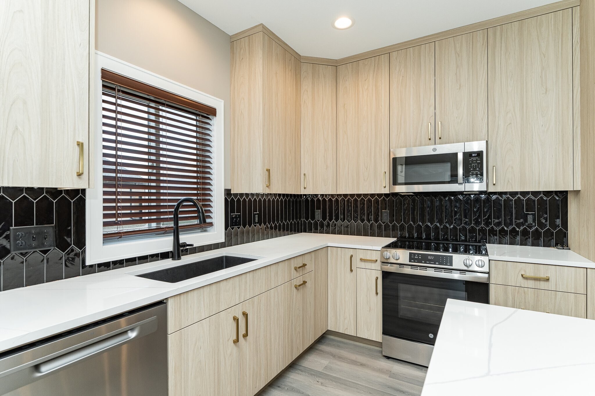 Building Photo - 353 Spring Day Ct NE