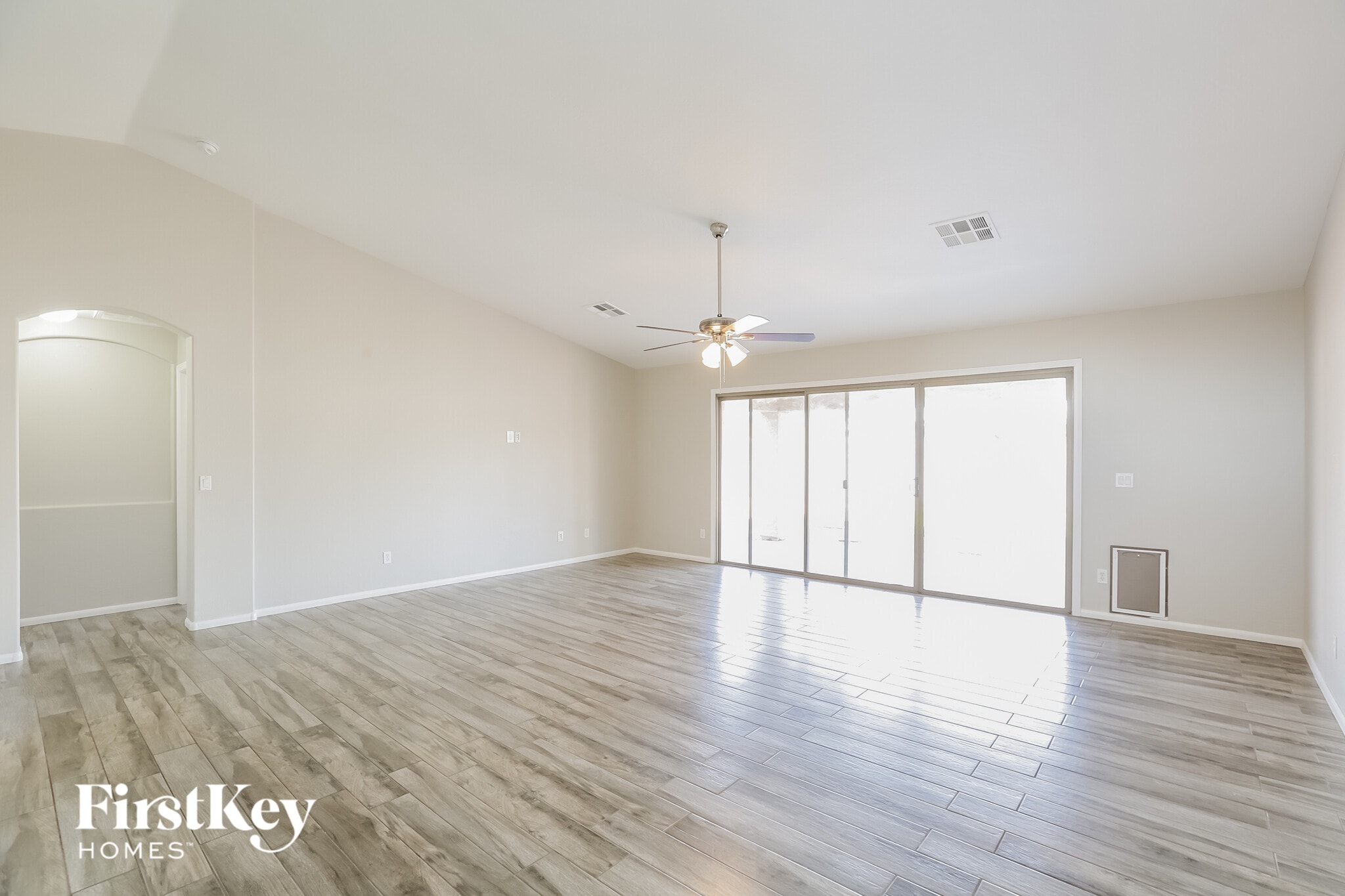 Building Photo - 7017 N 77th Dr