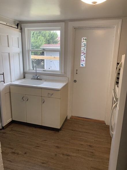 Building Photo - 201 N Franklin St