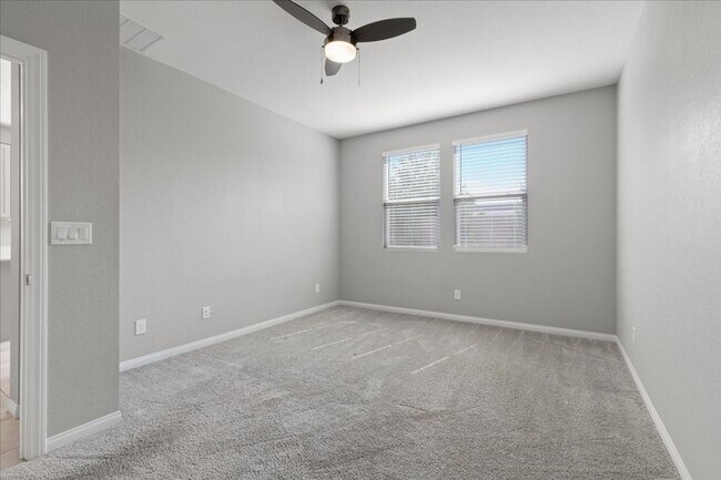 Building Photo - Beautiful Single-Story Home next to Summer...