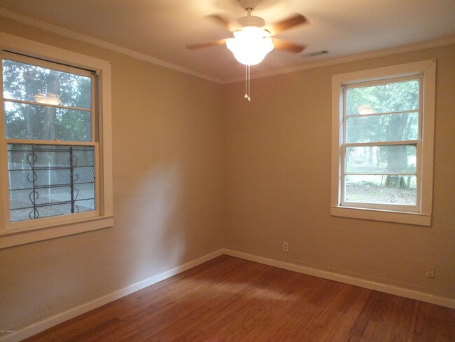 Building Photo - 2906 Polk St