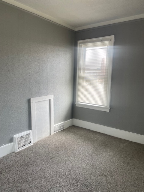 Building Photo - 8833 Pinehurst St