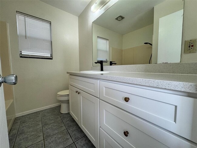 Building Photo - 12406 Deer Falls Dr