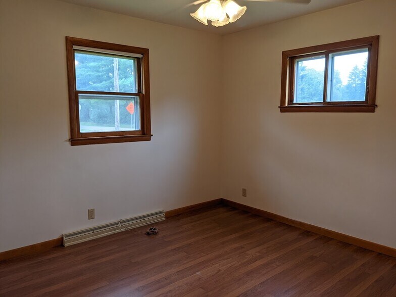Master bedroom - 705 Taylor St