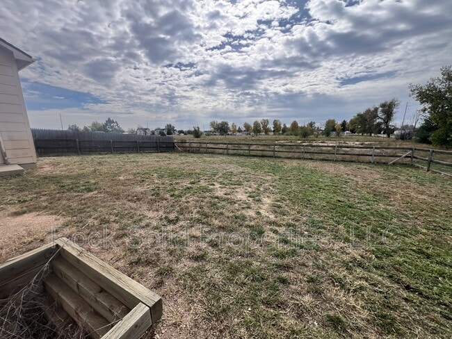 Building Photo - 907 Arcadian Dr