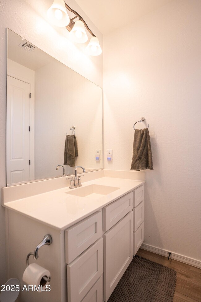 Building Photo - 4368 N Pioneer Dr