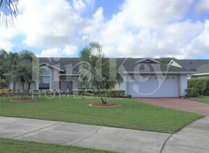 Building Photo - 3600 Molona Dr