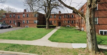 Building Photo - 1010 S Pugh St