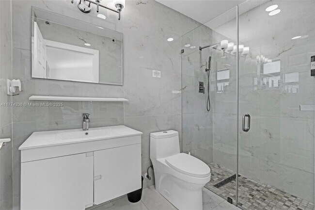 Building Photo - 8840 SW 181st Terrace