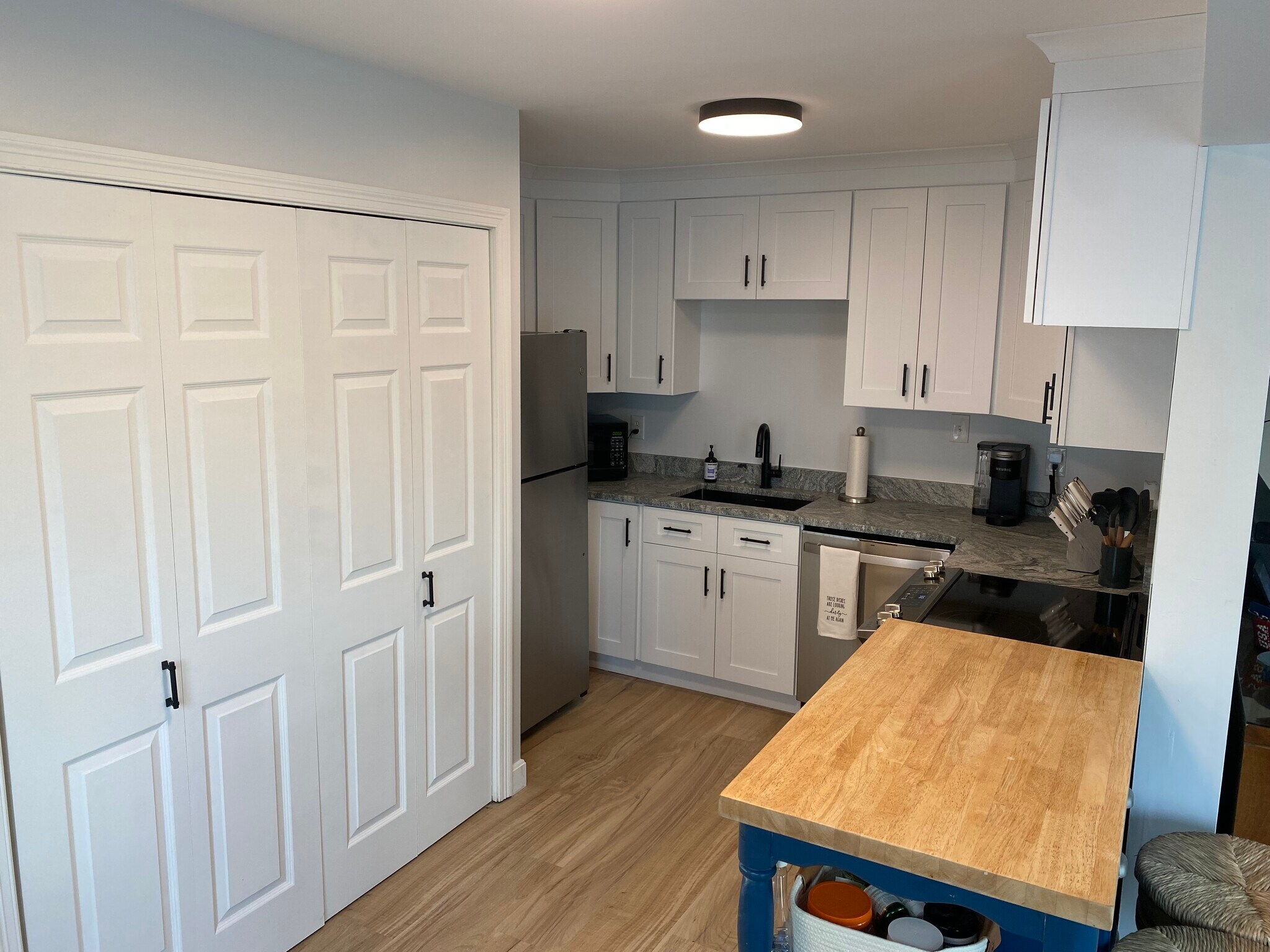 Building Photo - 18 Ocean St