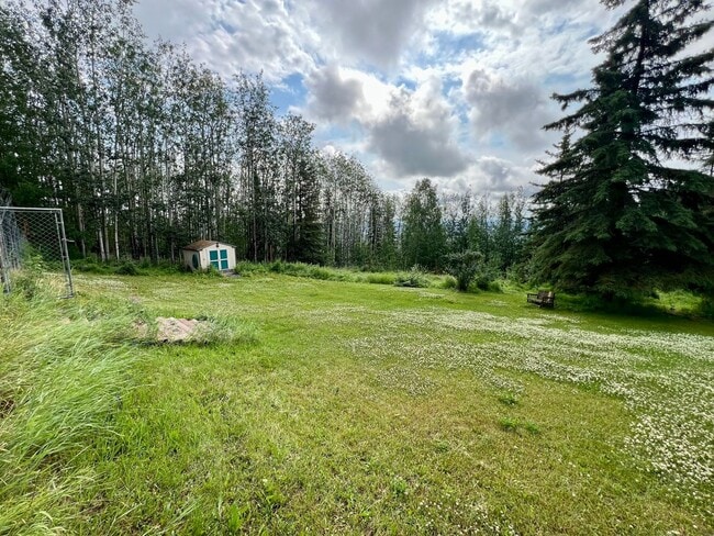 Building Photo - 4-Bedroom Home in Fairbanks | 2-Car Garage, Fenced Yard, RV Parking & Breathtaking Views – Dog Fr...