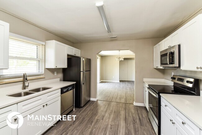 Building Photo - 507 67th Ave Dr W