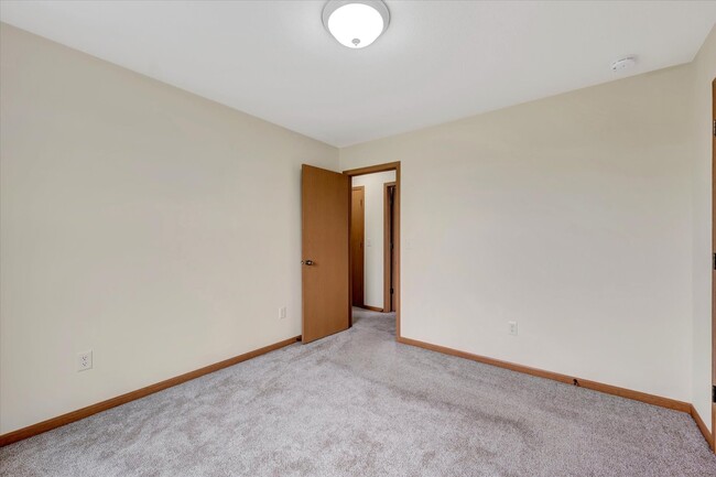 Building Photo - 3315 Boulder Ridge Dr