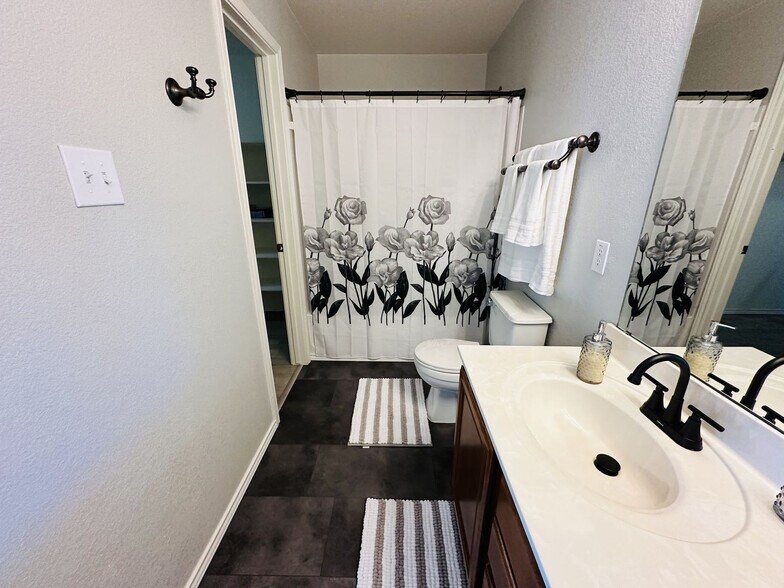 Building Photo - 3521 Cisco Trail