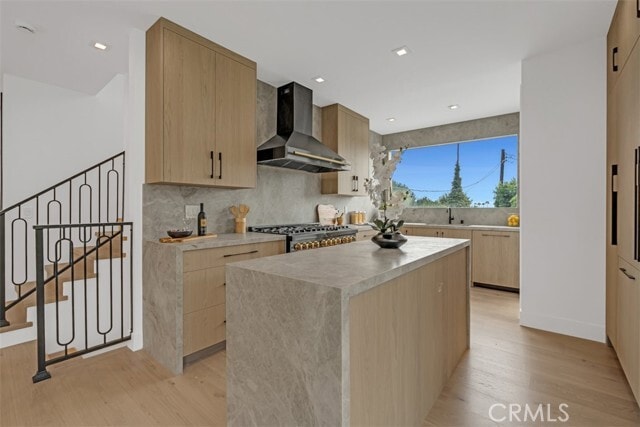 Building Photo - 430 W Kenneth Rd