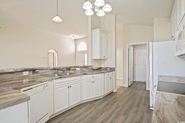 Building Photo - 3096 Rockwater Cir