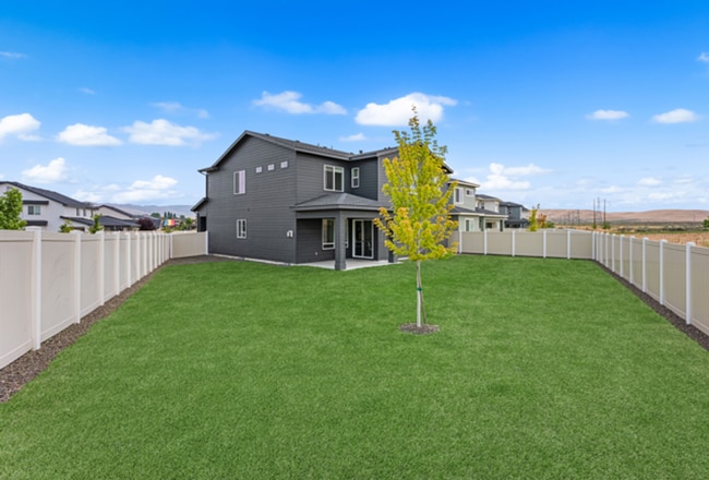 Building Photo - Modern Living in the Heart of Southeast Boise