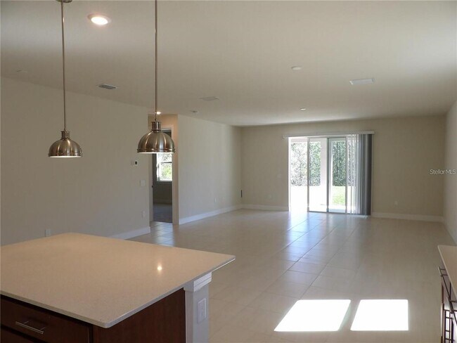 Building Photo - 17469 Back Bay Ct