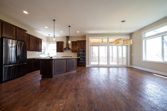Building Photo - 9352 Wilderness Cove