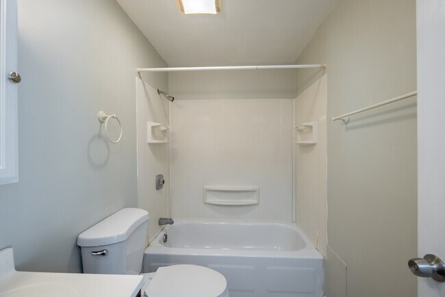 Building Photo - 50-62 East Street - 1C