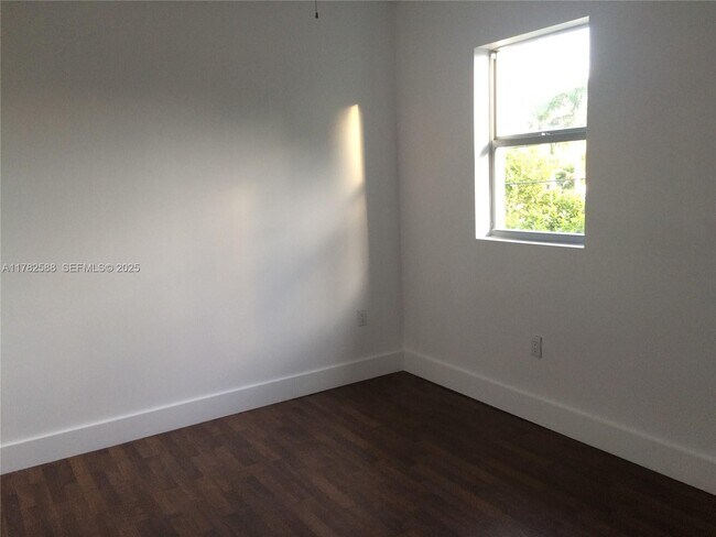 Building Photo - 7025 Rue Granville