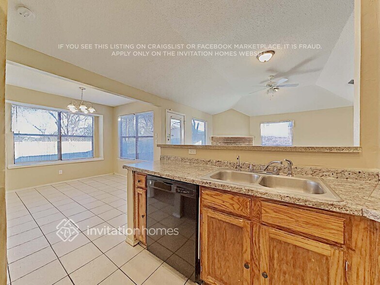 Building Photo - 820 Bentle Ct