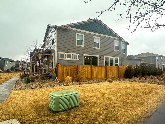 Building Photo - CORNER PAIRED HOME ACROSS THE PARK!
