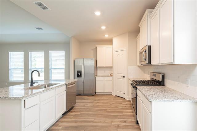 Building Photo - 805 Jackel Dr