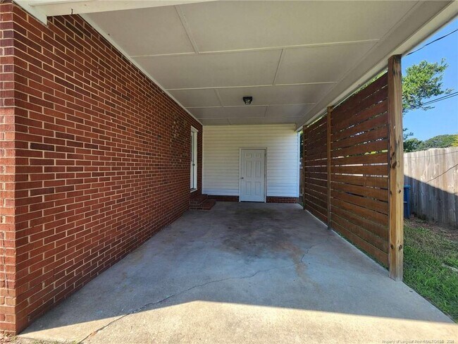 Building Photo - 5459 Plateau Rd