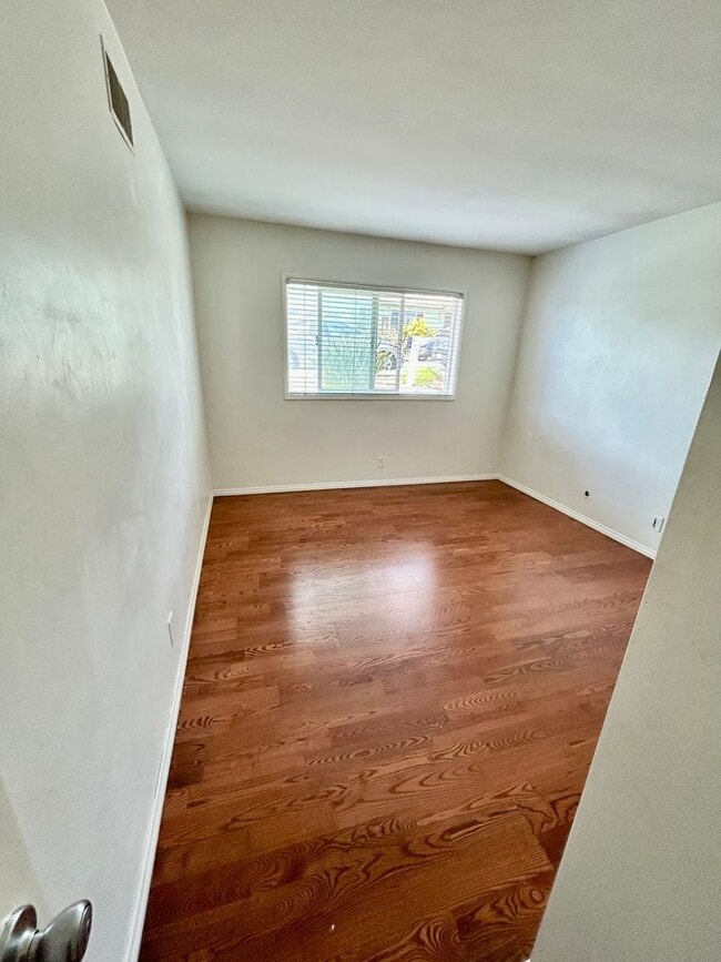 Building Photo - 4 Bedroom 3 bath Home In Rolando Village