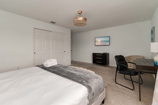 Building Photo - 8907 Caroline Bay Ct