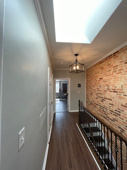 Upper hallway - 124 S Highland Ave