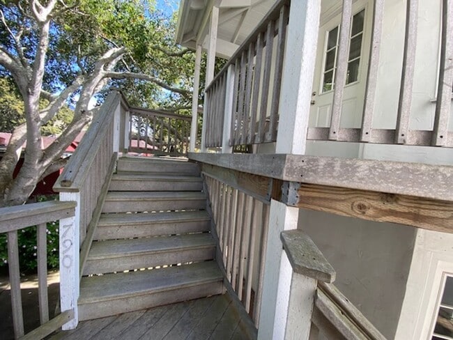 Building Photo - 790 Lighthouse Ave