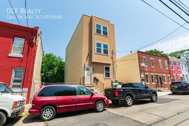 Building Photo - Four Bedroom Apartment near Temple University