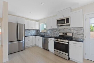 Building Photo - 7914 Etiwanda Ave