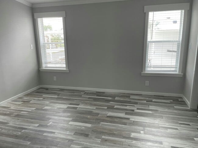 Building Photo - 747 Arbor Estates Way