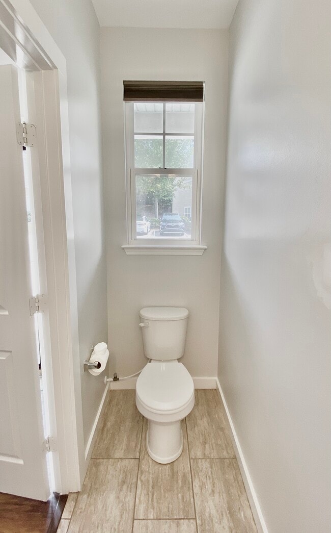 Building Photo - 1328 Stone Manor Dr