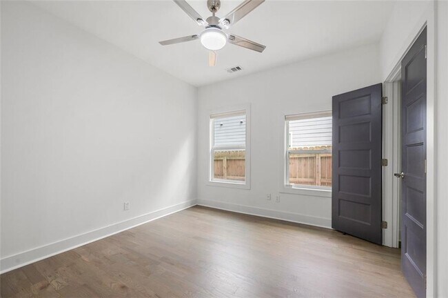 Building Photo - 883 Gaston St SW
