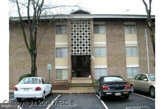Building Photo - 554 Wilson Bridge Dr